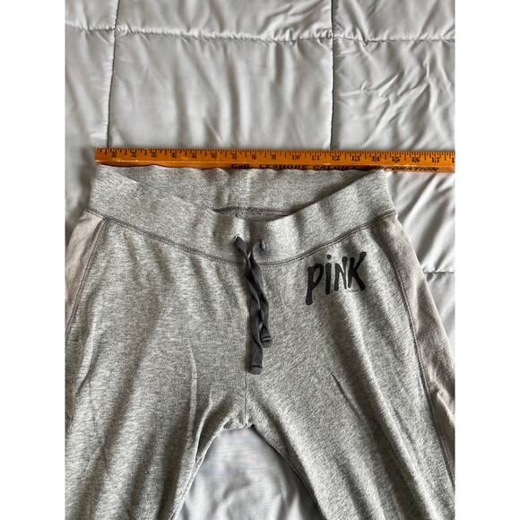 VTG VS PINK cropped grey sweats 60% cotton 40%‎ polyester size small - Picture 4 of 6